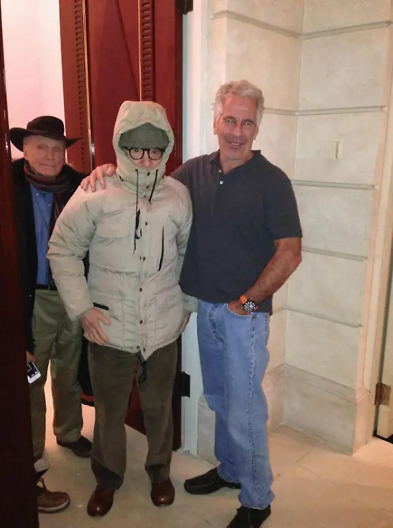 December-18-2025-Unknown-Unknown-Unknown-DATE-and-LOCATION-UNIDENTIFIED-House-Oversight-Dems-release-new-photos-from-Jeffrey-Epsteinas-estate-to-the-public-Woody-Allen-and-JEFFREY-EPSTEIN