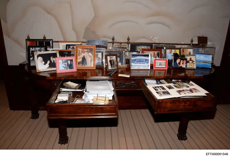 A-view-of-drawers-and-framed-photos-shown-in-Jeffrey-Epstein-s-Manhattan-home-are-seen-in-this-image-released-by-the-Department-of-Justice-in-Washington-D-C-U-S-on-December-19-2025-as-part-of-a-new-trove-of-documents-from-its-investigations-into-the-late-financier-and-convicted-sex-offender-Jeffrey-Epstein-U-S
