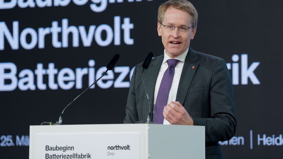 -E-Mobilit-t-geh-rt-die-Zukunft-Schleswig-Holstein-droht-Bund-nach-Northvolt-Pleite-mit-Klage