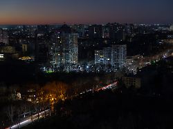 Löcher in Flugabwehr: Russische Drohne jagt Sonnenblumenöl-Tank in die Luft