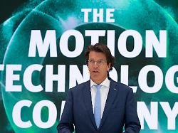 "Geht um Verteidigungsfähigkeit": Autozulieferer Schaeffler sattelt auf Rüstungsgeschäft um