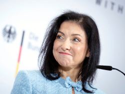 "Decke zwingend anheben": Reiche fordert längere Arbeitszeit und gelockerten Kündigungsschutz