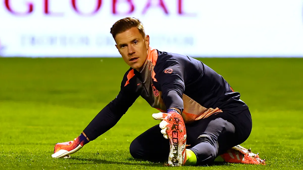 December-16-2025-Guadalajara-Castile-La-Mancha-Spain-Marc-Andre-Ter-Stegen-of-FC-Barcelona-during-KingAA-s-Cup-football-match-between-CD-Guadalajara-and-FC-Barcelona-at-Pedro-Escartin-Stadium-in-Guadalajara-Spain-December-16-2025-Credit-Image-A-Ruben-Albarran-ZUMA-Press-Wire