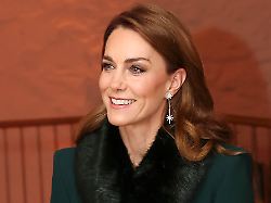 Dank an "unglaubliches Team": Prinzessin Kate spendet Weihnachtbaum an ihre Krebsklinik