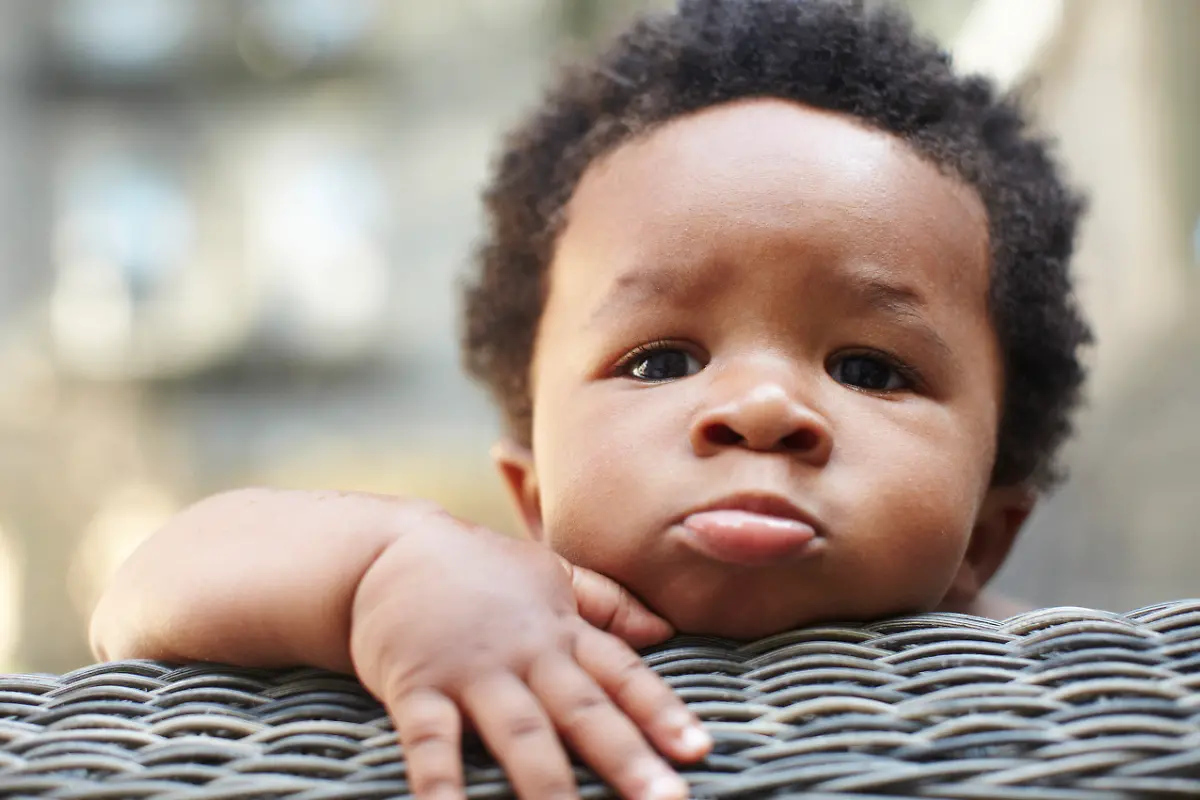 Pouting-African-American-baby-Schmollen-African-American-Baby-Modellfreigabe-vorhanden