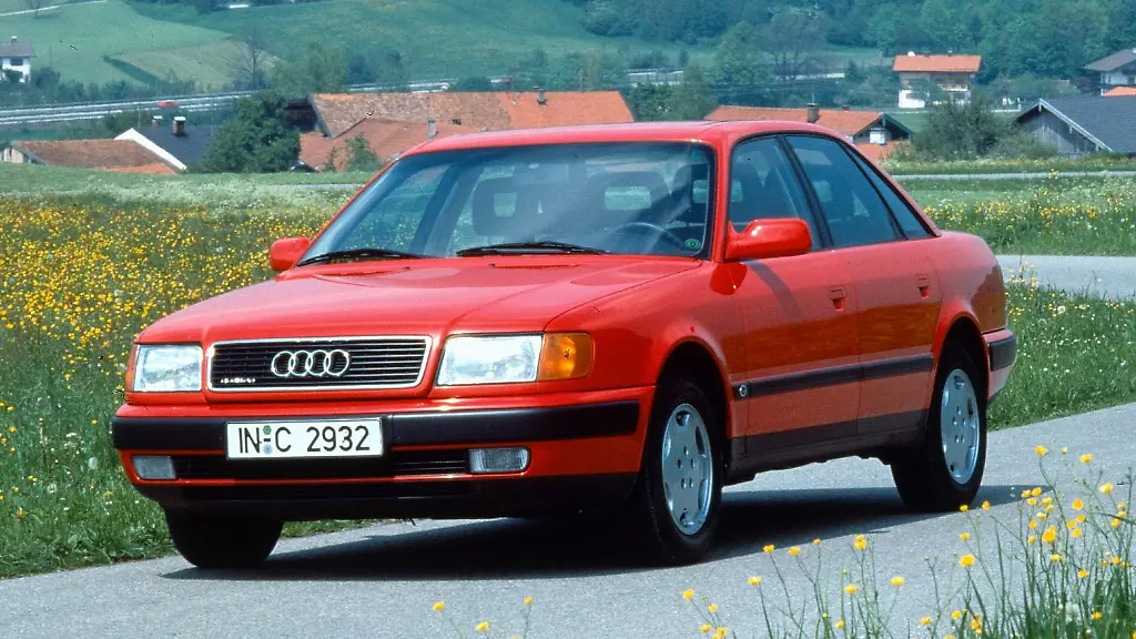 Audi_100_C4_als_Limousine_quattro_Quelle_Unternehmensarchiv_der_Audi_AG