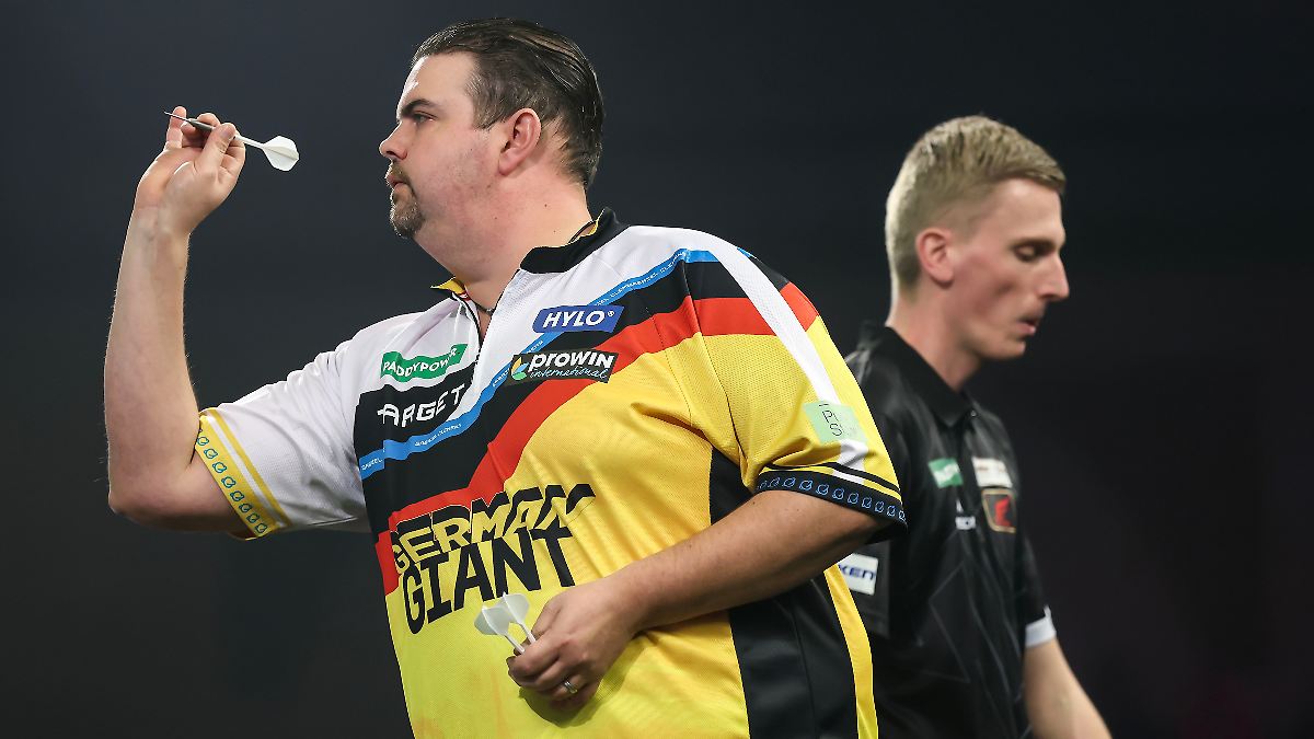 Dritter-Deutscher-in-Runde-drei-Gabriel-Clemens-demontiert-Toptalent-bei-Darts-WM