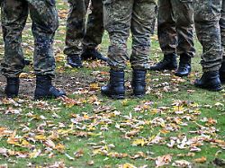 Verantwortung übernommen: Kommandeur räumt nach Deutschlandlied-Eklat seinen Posten