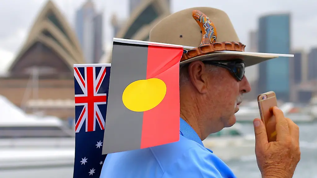 2018-01-26T054947Z-1571983250-RC1ABF3A1480-RTRMADP-3-AUSTRALIA-DAY