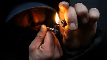 565125326