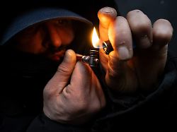 Feiertage im Bahnhofsviertel: Die Sucht kennt kein Weihnachtsfest