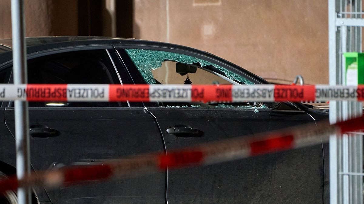 kein-hinweis-auf-terror-polizei-ermittelt-wegen-versuchten-mordes-gegen-gie-ener-unfallfahrer