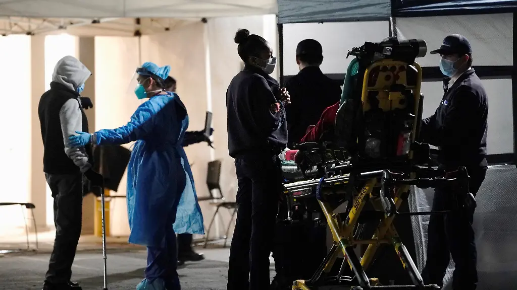 2020-12-30T050001Z-226328070-RC2HXK94O1NK-RTRMADP-3-HEALTH-CORONAVIRUS-USA-CALIFORNIA