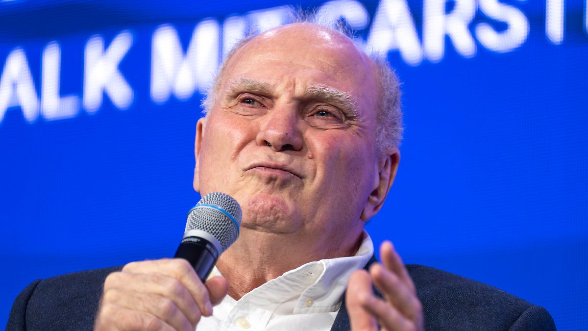 Uli-Hoene-hatte-sich-geirrt-Am-4-November-wird-der-FC-Bayern-eiskalt-enttarnt