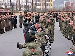 In der Ukraine inhaftiert: Zwei nordkoreanische Kriegsgefangene träumen von Südkorea