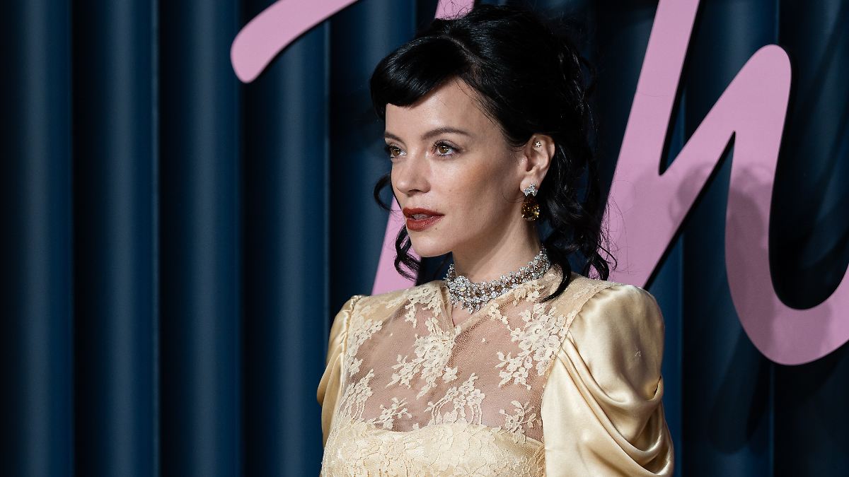 Shopping-wie-eine-Verr-ckte-Lily-Allen-muss-wegen-Kaufsucht-in-Therapie