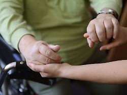 Bayern: Ausbau der Pflegeplätze in Bayern kommt langsam voran