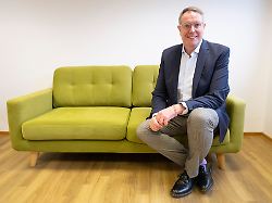 Rheinland-Pfalz & Saarland: Schweitzer wünscht sich Landtagssitzung in Mundart