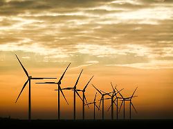 Hamburg & Schleswig-Holstein: Windbranche im Norden sieht Ausbau weiter auf Kurs