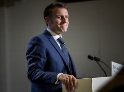 Rechtspopulisten im Auftrieb: Umfrage: Macron bei Franzosen unbeliebter als je zuvor