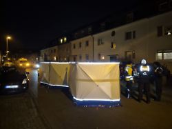 Nordrhein-Westfalen: Fußgänger von Auto angefahren und tödlich verletzt