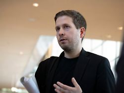 "Missverstehen Sie mich richtig": Kevin Kühnert nimmt dritten neuen Job an