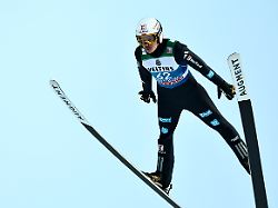 Auftakt der Vierschanzentournee: Raimund knallt in Oberstdorf-Quali mächtig einen raus, Geiger mit "Griff ins Klo"