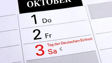 560467724