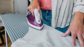 epi_1007327586_ADOBE FOTO STOCK_380710799_Ironing