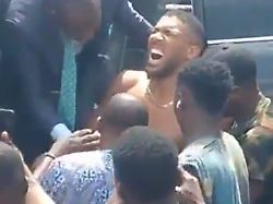 Box-Profi aus Auto gezogen: Anthony Joshua in Unfall mit mehreren Toten verwickelt