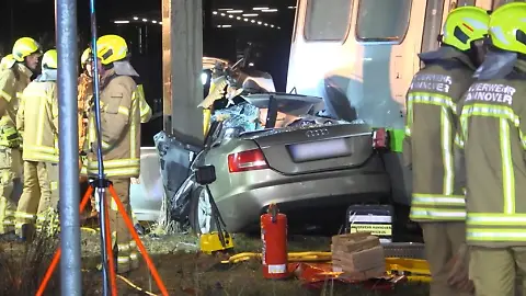 straßenbahn-auto-unfall