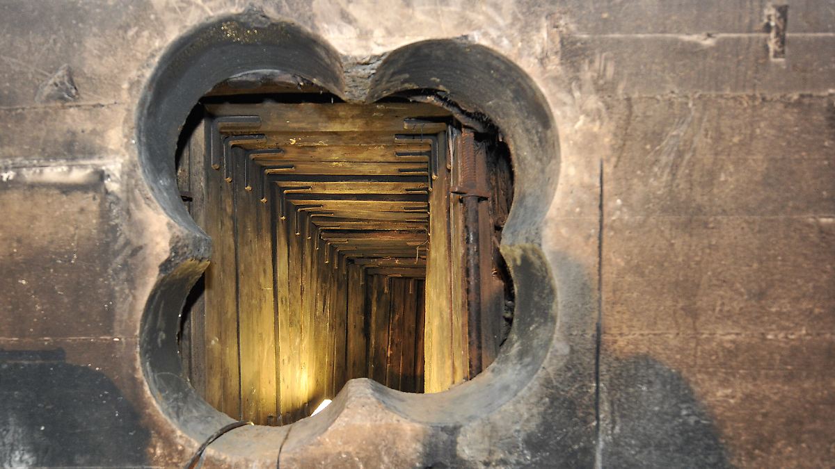 Tresor-Coups-in-Deutschland-Einbruch-in-Sparkasse-weckt-Erinnerungen-an-fr-here-spektakul-re-F-lle