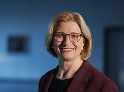 Rheinland-Pfalz & Saarland: Rehlinger ruft zu Zuversicht und Zusammenhalt auf