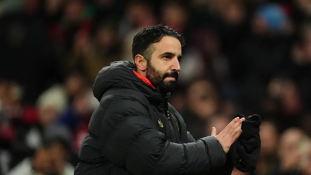 Manchester-United-v-Newcastle-United-Premier-League-Old-Trafford-Manchester-United-manager-Ruben-Amorim-acknowledges-the-crowd-at-the-final-whistle-after-the-Premier-League-match-at-Old-Trafford-Manchester-Picture-date-Friday-December-26-2025-Photo-credit-should-read-Martin-Rickett-PA-Wire-RESTRICTIONS-EDITORIAL-USE-ONLY-No-use-with-unauthorised-audio-video-data-fixture-lists-club-league-logos-or-live-services-Online-in-match-use-limited-to-120-images-no-video-emulation-No-use-in-betting-games-or-single-club-league-player-publications