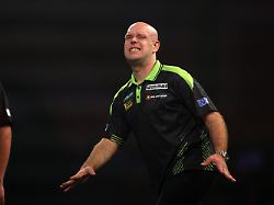 "Dafür wird man bestraft": Darts-Superstar Michael van Gerwen vernichtet sich selbst