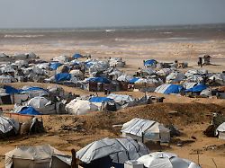 Auch Ärzte ohne Grenzen: Israel droht 37 Hilfsorganisationen mit Zugangsverbot für Gazastreifen