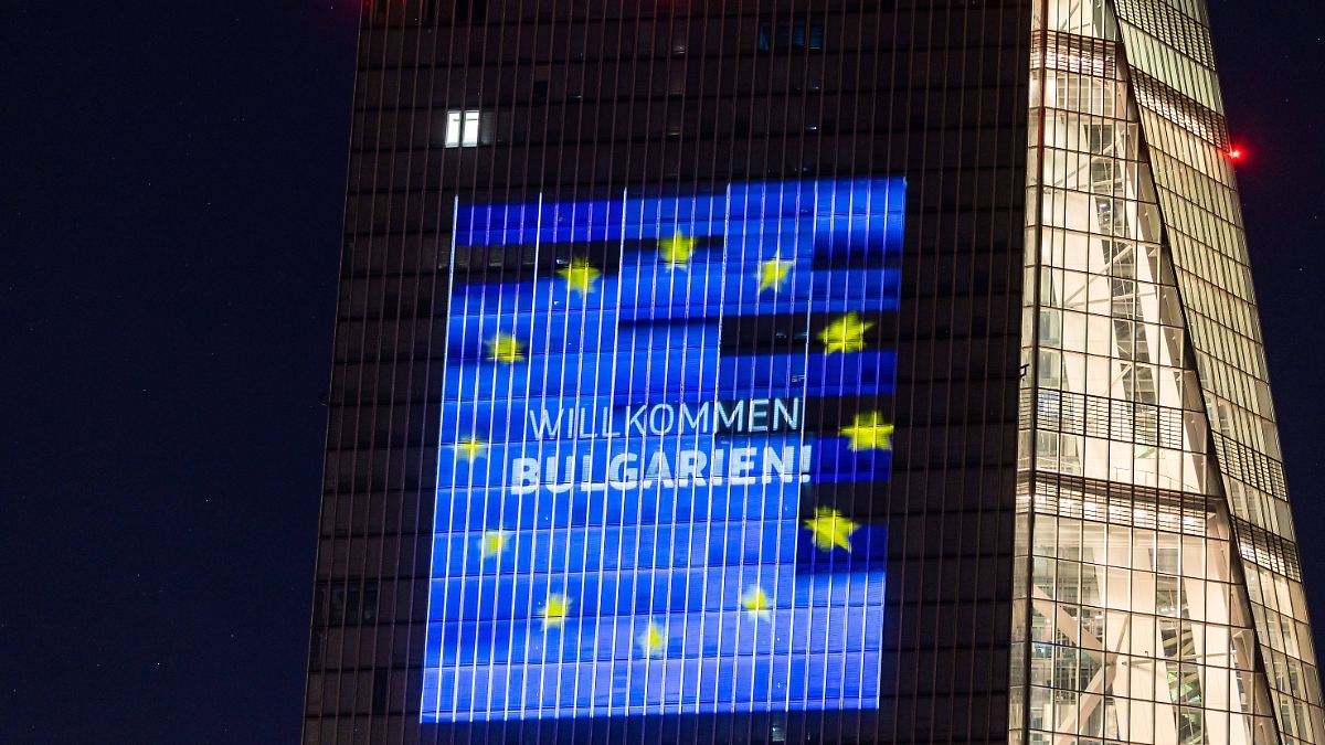 Kritik-von-Pr-sident-Radew-Bulgarien-f-hrt-den-Euro-ein-doch-die-Menschen-f-rchten-den-Teuro-