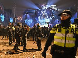 Notruf zeitweise überlastet: Niederlande erleben zu Silvester Eskalation der Gewalt