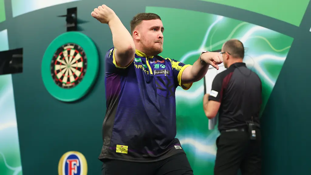 Photos-taken-during-the-2026-Paddy-Power-World-Darts-Championship-at-Alexandra-Palace-London