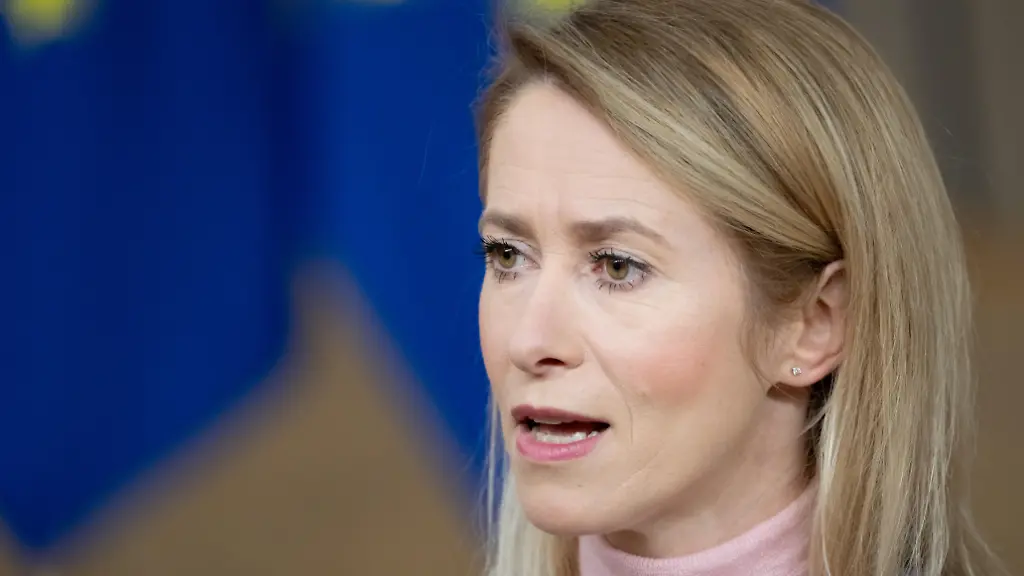 European-Union-High-Representative-for-Foreign-Affairs-and-Security-Policy-Kaja-Kallas-addresses-the-media-as-she-arrives-to-attend-a-European-Council-meeting-in-Brussels-Belgium-on-December-18-2025-where-leaders-discuss-Ukraine-the-Middle-East-and-European-defense-and-security