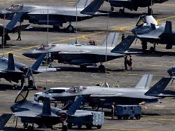 Ameriške sile v operaciji v Caracasu zajele venezuelskega predsednika Nicolása Madura