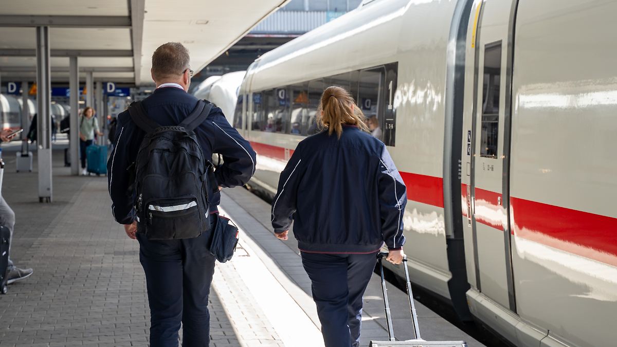 Bilanz-bis-November-2025-Innenministerium-z-hlt-knapp-3000-Straftaten-gegen-Bahnmitarbeiter