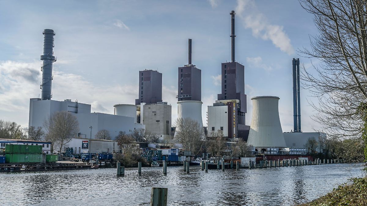 Zehntausende-ohne-Strom-Linksextreme-bekennen-sich-zu-Brandanschlag-in-Berlin