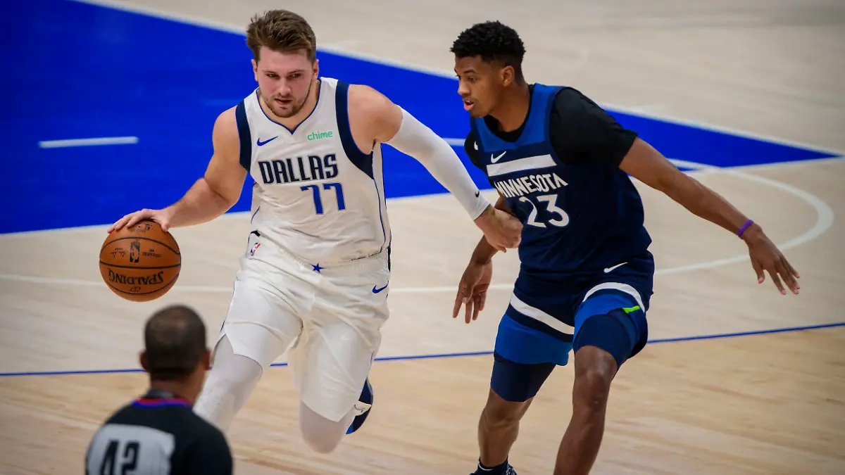 2020-12-19T033330Z-1914574849-MT1USATODAY15332623-RTRMADP-3-NBA-PRESEASON-MINNESOTA-TIMBERWOLVES-AT-DALLAS-MAVERICKS