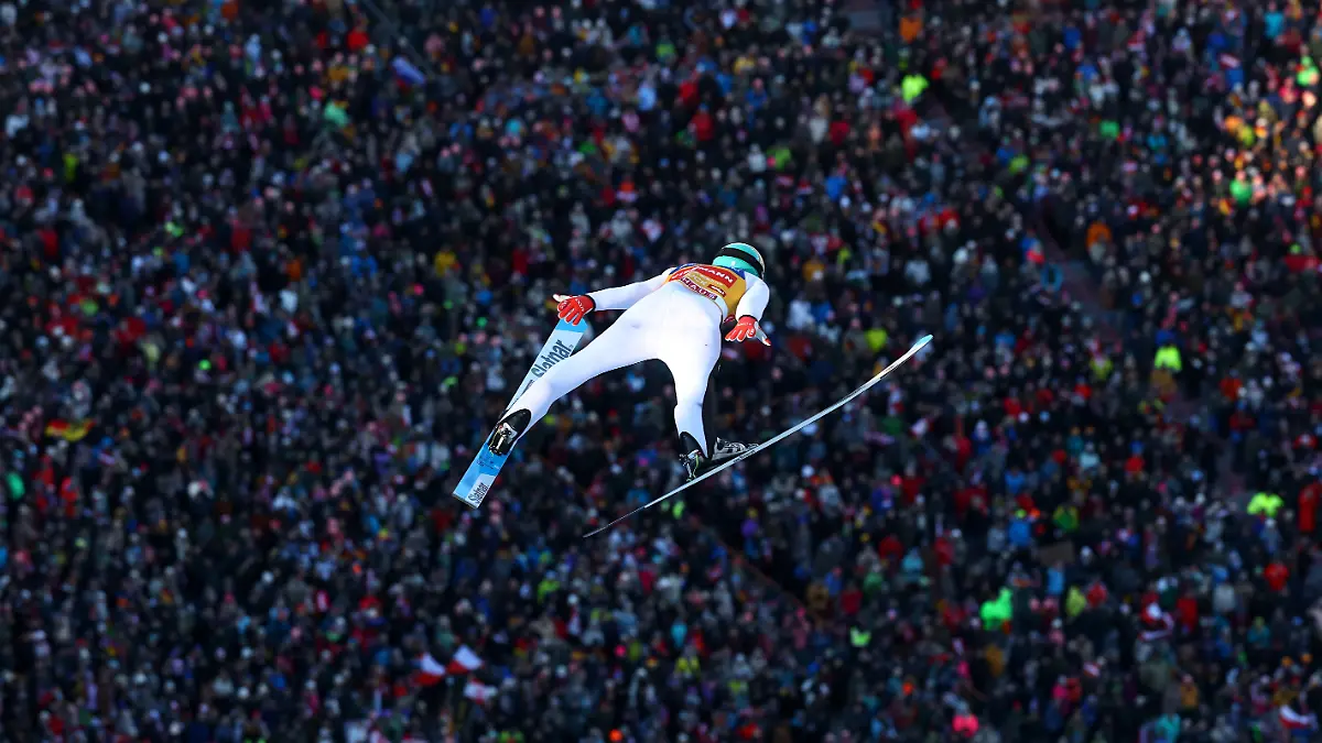 Ski-Jumping-Four-Hills-Tournament-Innsbruck-Austria-January-4-2026-Slovenia-s-Domen-Prevc-in-action-during-the-first-round-REUTERS-Kai-Pfaffenbach
