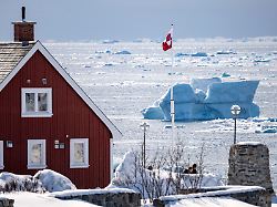 Danska in nordijske države zavrnile nove ozemeljske zahteve Donalda Trumpa po Grenlandiji