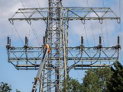 Wegner verspricht Verbesserungen: Berlins Stromsicherheit hängt an einem Prozent