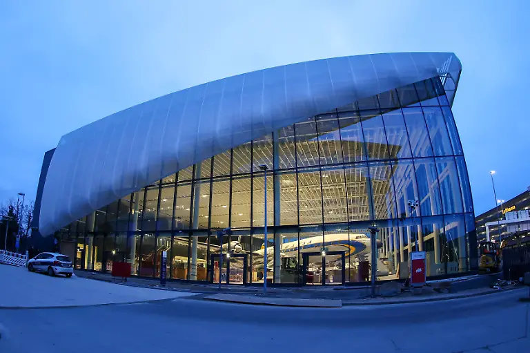New-visitor-center-of-Lufthansa-at-Frankfurt-Airport-on-December-23-2025
