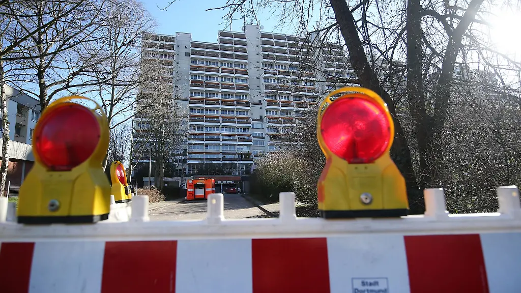 Im-Jahr-2017-wurde-auf-Anordnung-der-Stadt-Dortmund-der-Hochhauskomplex-Hannibal-sehr-kurzfristig-geraeumt-Nach-einem-Urteil-war-dieser-Schritt-nicht-noetig