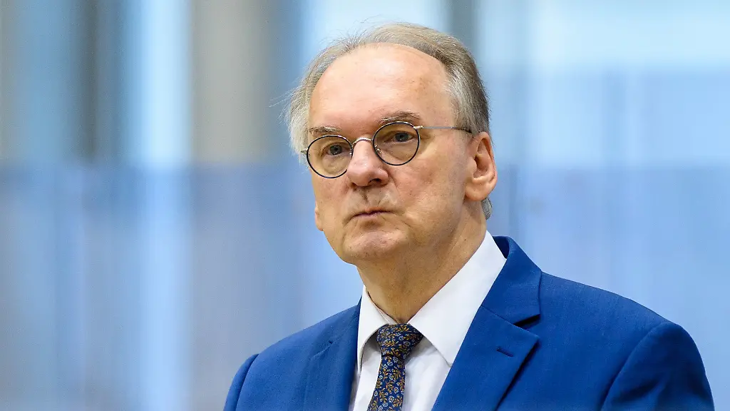 da327bfa6aa1409f2e1284b3ec9a9c1d